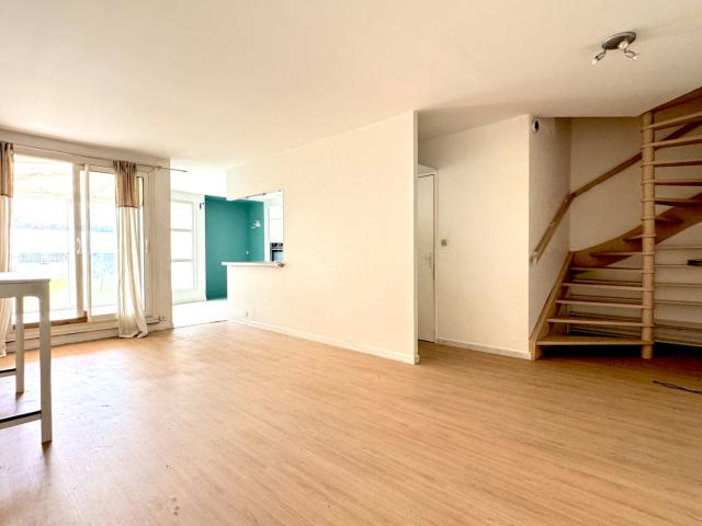 DUPLEX 4 PIECES AVEC JARDIN PROCHE GARE BRAS DE FER