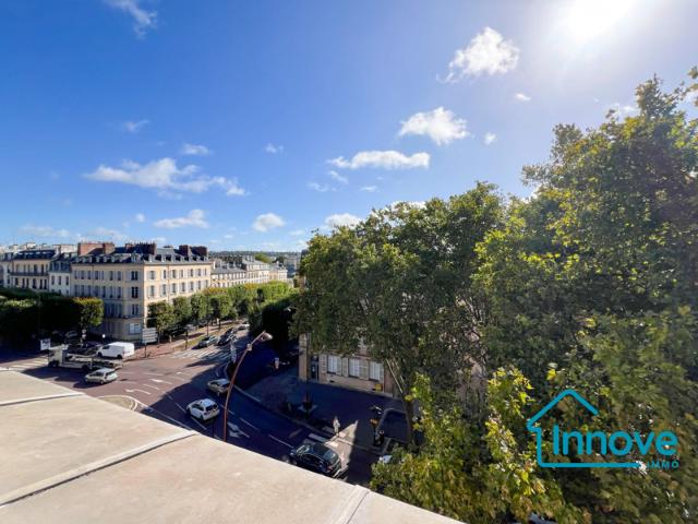 Duplex de charme au dernier étage