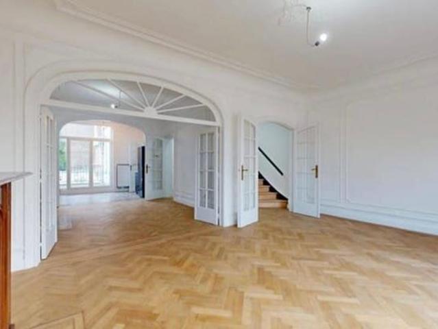 Duplex 5 bdrms with terraces Liège center, 160m2 renovated