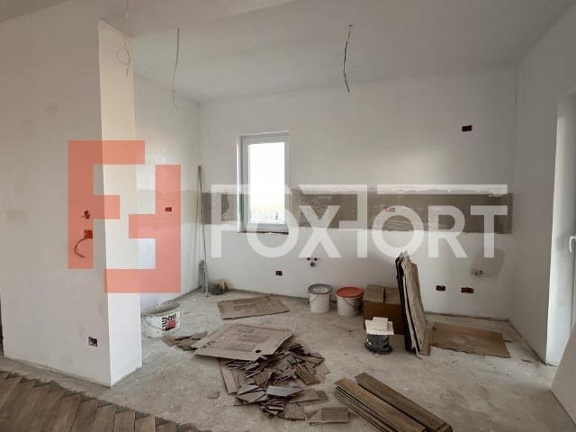 Duplex 5 camere, 120 mp utili, in Mosnita Noua