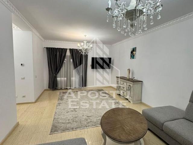 Duplex 5 camere de inchiriat,curte proprie, loc de parcare, Dumbravita