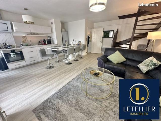 Duplex 5 pièces 105 m²
