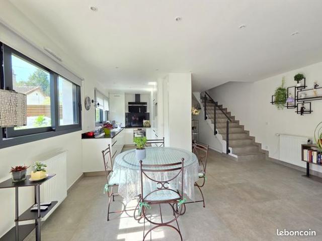 Duplex 5 pièces 106 m²