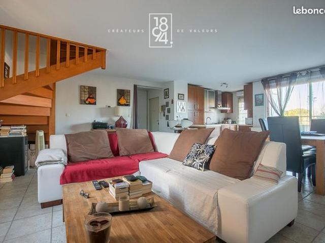 Duplex 5 pièces 106 m²