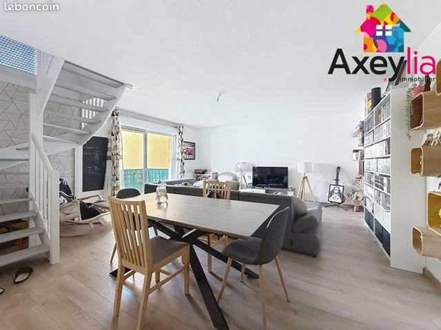 Duplex 5 pièces 100 m²