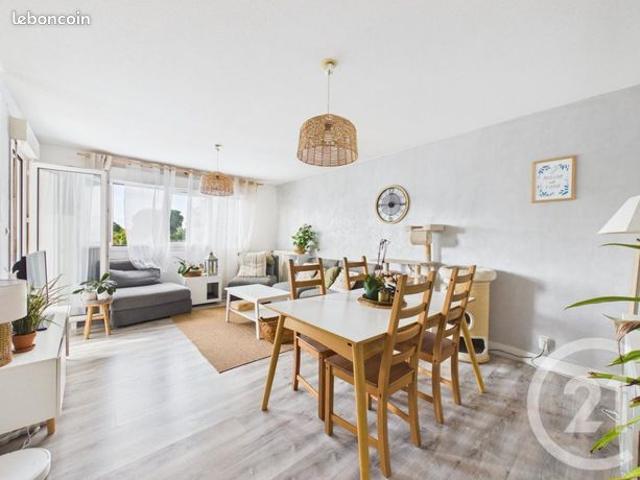 Duplex 5 pièces 103 m²