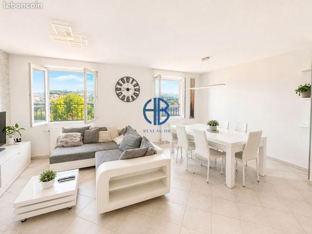 Duplex 5 pièces 103 m²