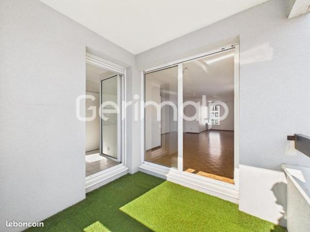 Duplex 5 pièces 111 m²