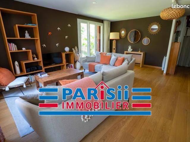 Duplex 5 pièces 111 m²