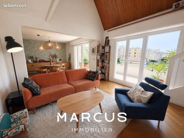 Duplex 5 pièces 111 m²