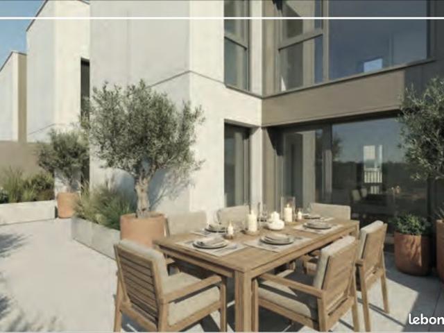 Duplex 5 pièces 111 m²