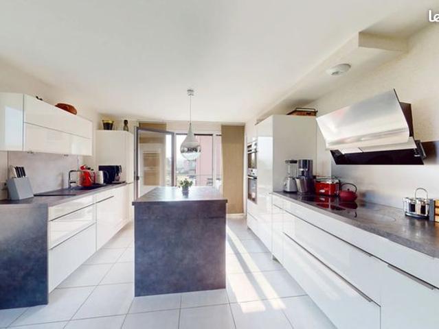 Duplex 5 pièces 128 m²