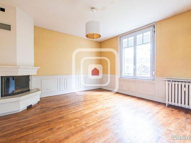 Duplex 5 pièces 120 m²