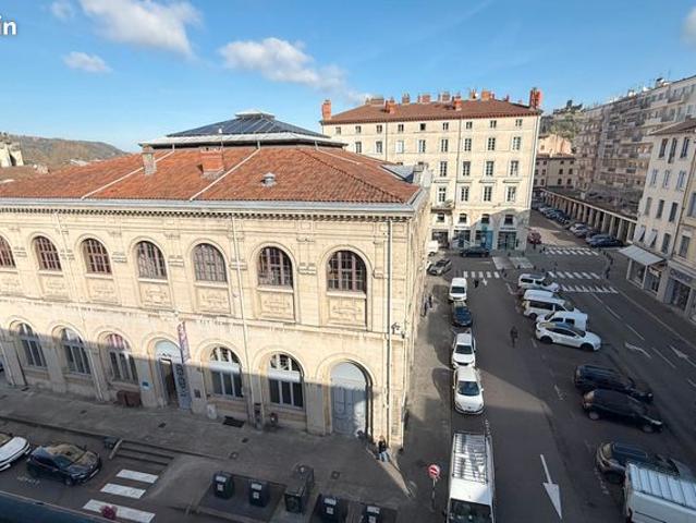 Duplex 5 pièces 120 m²