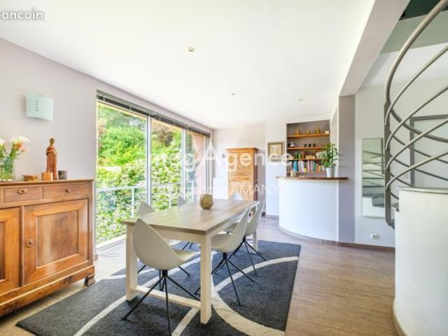 Duplex 5 pièces 137 m²