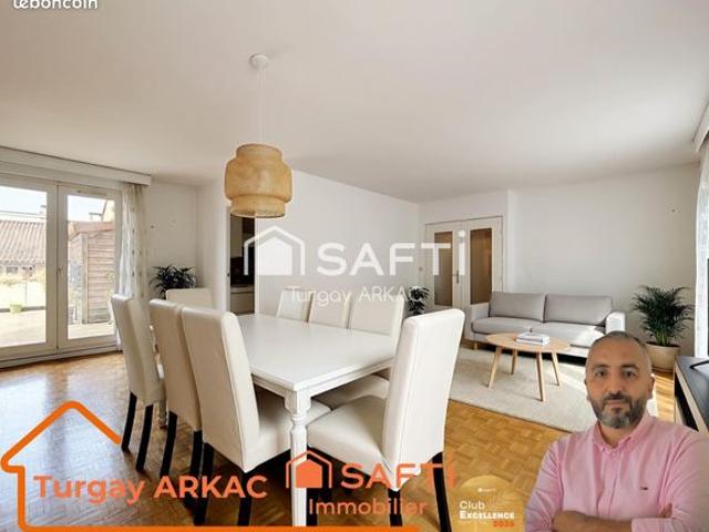 Duplex 5 pièces 138 m²