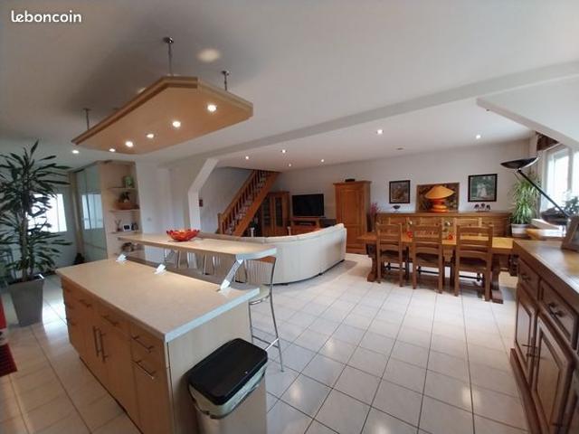 Duplex 5 pièces 130 m²