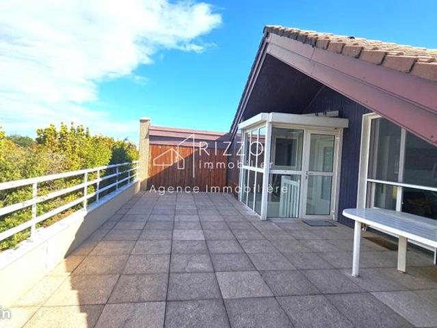 Duplex 5 pièces 145 m²