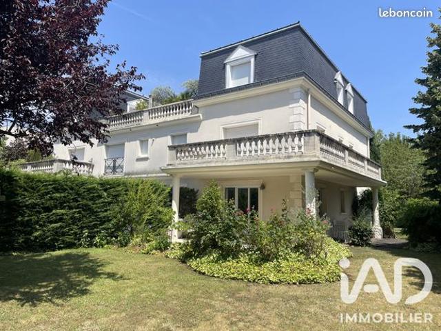 Duplex 5 pièces 131 m²