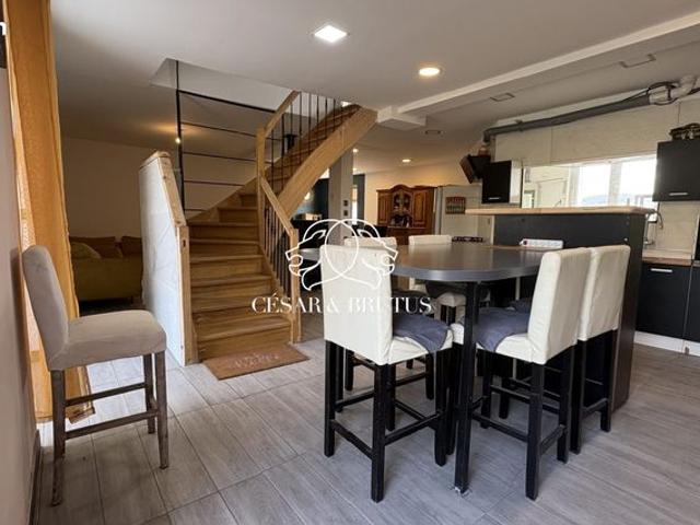 Duplex 5 pièces 145 m²