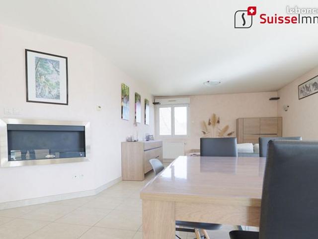 Duplex 5 pièces 148 m²