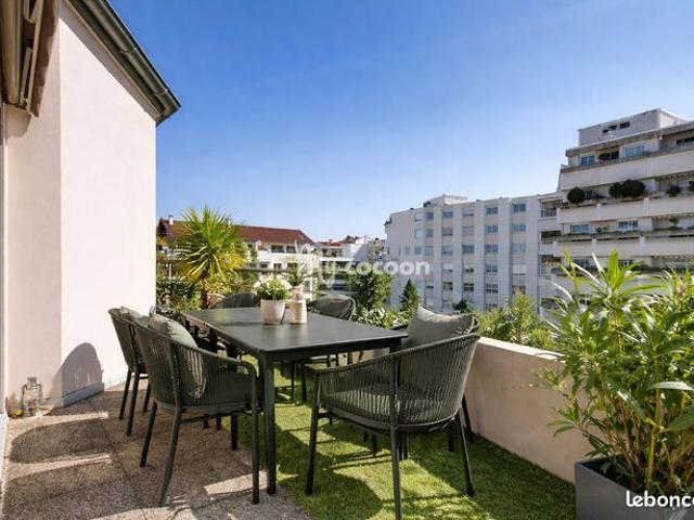 Duplex 5 pièces 156 m²