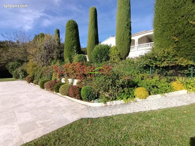 Duplex 5 pièces 157 m²