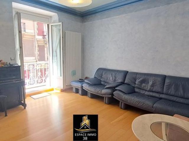 Duplex 5 pièces 151 m²