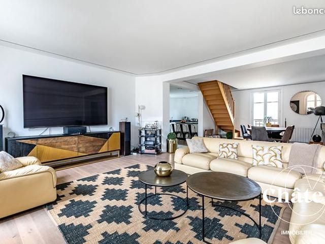 Duplex 5 pièces 166 m²