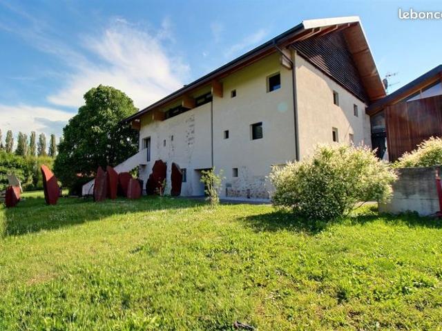 Duplex 5 pièces 206 m²