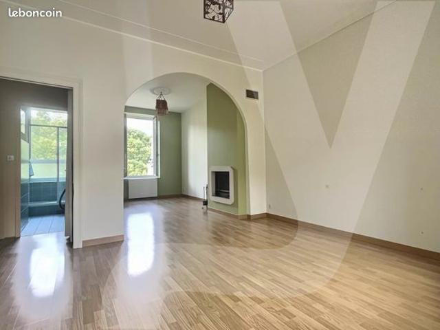 Duplex 5 pièces 74 m²