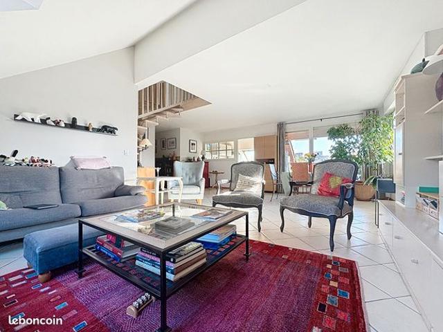 Duplex 5 pièces 93 m²
