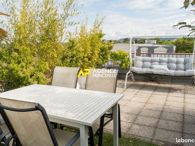 Duplex 5 pièces 93 m²