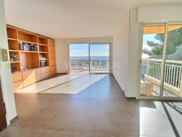 Duplex 5 pièces avec vue mer panoramique Nice Parc Impérial