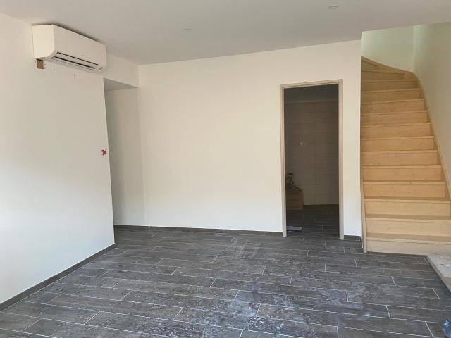 Duplex 68.479 m² 3 Pièces Saint Paulet De Caisson 30130