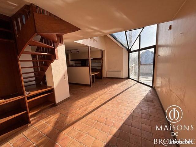 Duplex 6 pièces 110 m²