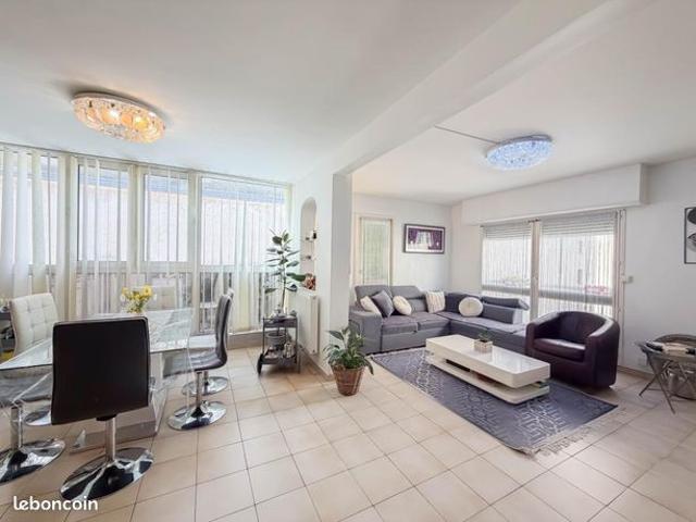 Duplex 6 pièces 121 m²
