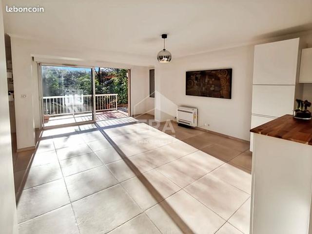 Duplex 6 pièces 123 m²