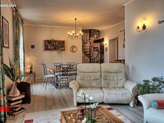 Duplex 6 pièces 137 m²