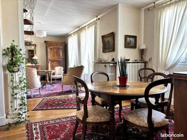 Duplex 6 pièces 130 m²