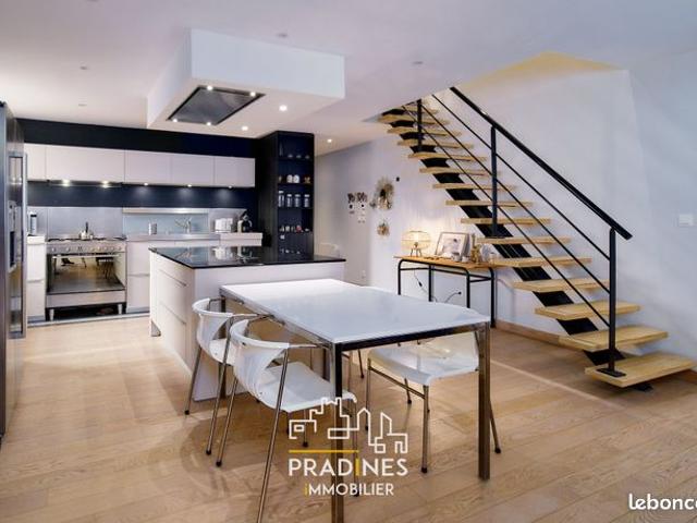 Duplex 6 pièces 145 m²