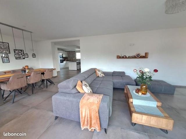 Duplex 6 pièces 146 m²