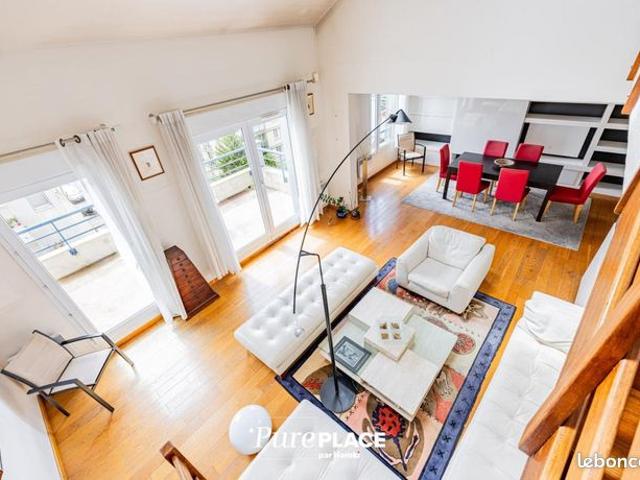 Duplex 6 pièces 148 m²