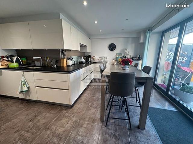 Duplex 6 pièces 154 m²