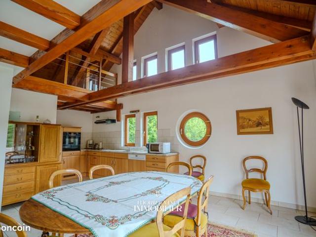 Duplex 6 pièces 157 m²