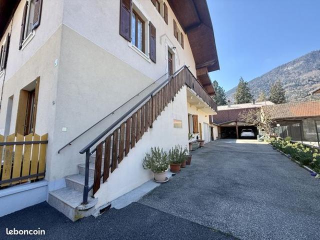 Duplex 6 pièces 150 m²