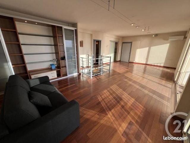 Duplex 6 pièces 153 m²