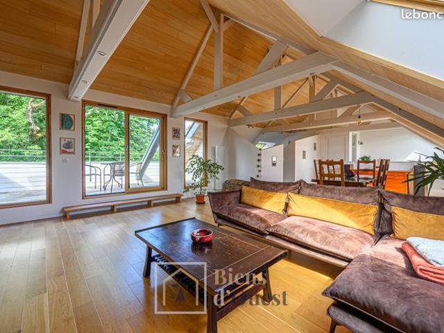 Duplex 6 pièces 164 m²