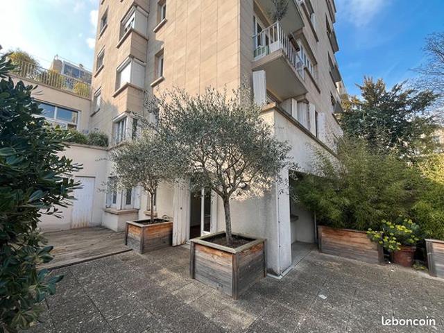 Duplex 6 pièces 161 m²
