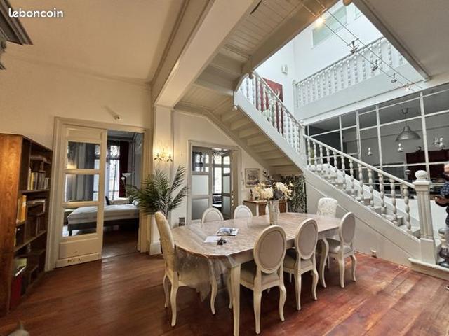 Duplex 6 pièces 176 m²